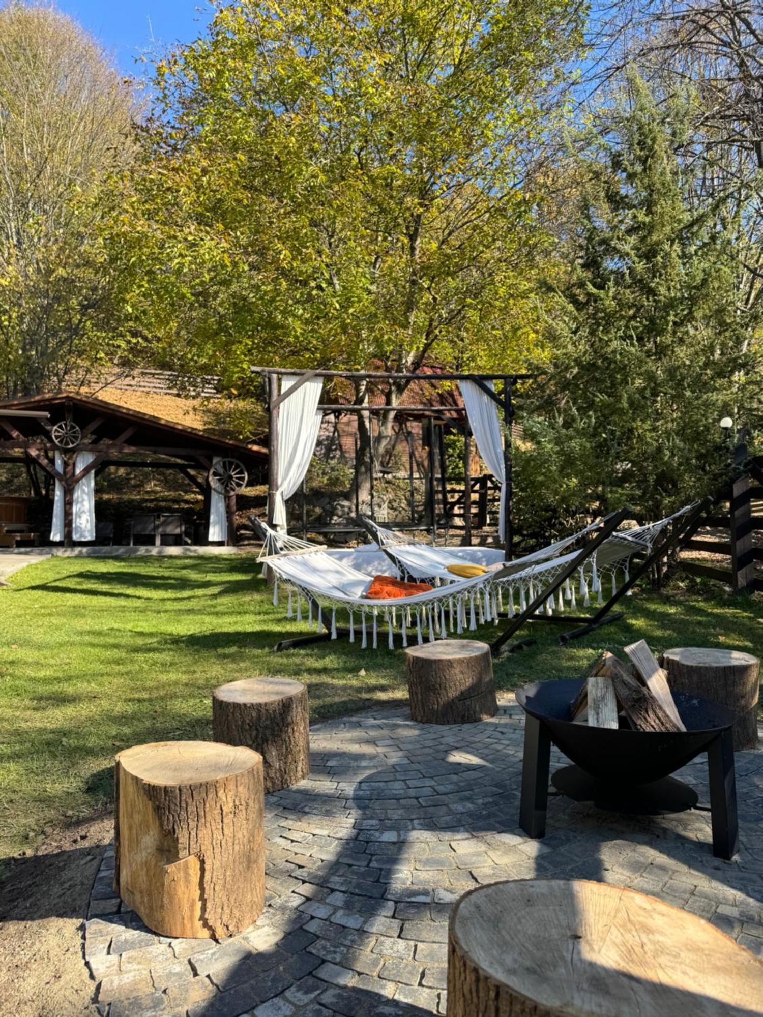 Emerald Chalet Прайд Екстер'єр фото